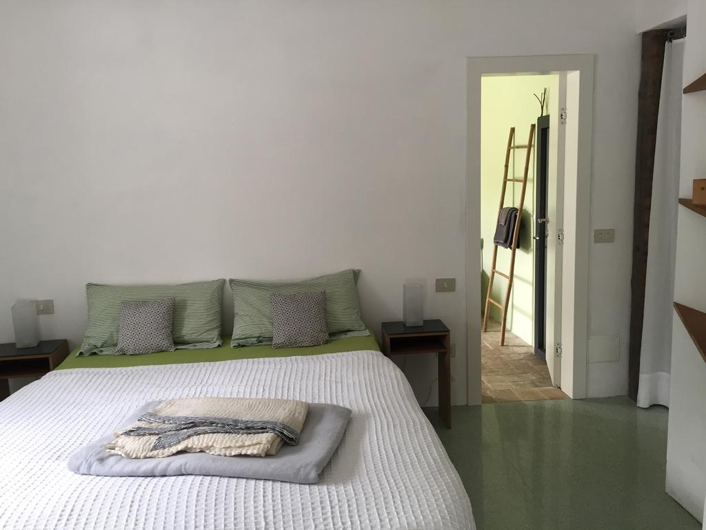 بيفانيا B&B Il Grotto الغرفة الصورة