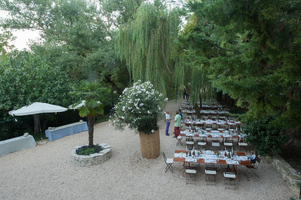 بيفانيا B&B Il Grotto المظهر الخارجي الصورة